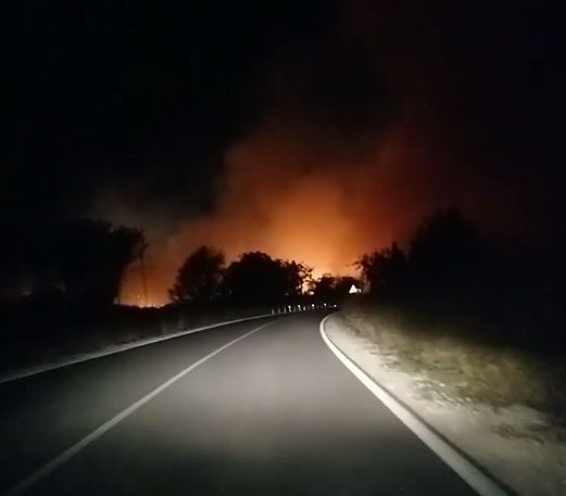 Огнен ад изправи на нокти жителите на няколко села в Горнооряховско 