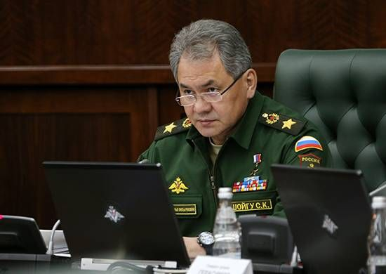 Шойгу си сложи руската ваксина срещу COVID-19