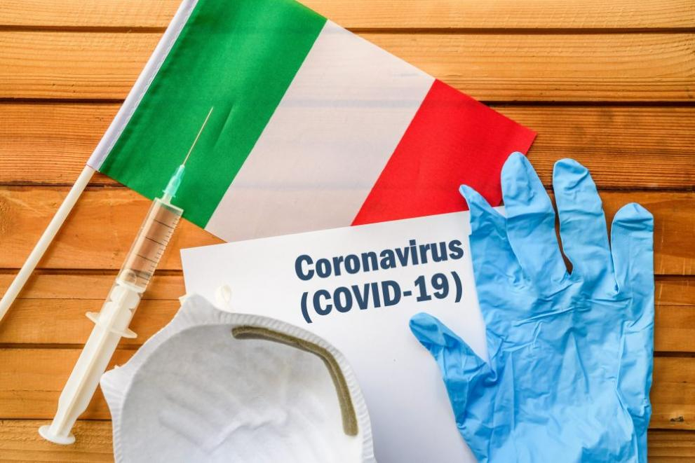 Рим се вдигна на война заради COVID-19, хиляди са на улицата ВИДЕО 