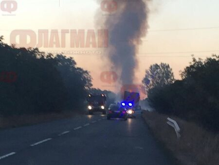Извънредна ситуация в ранни зори на пътя край Карнобат