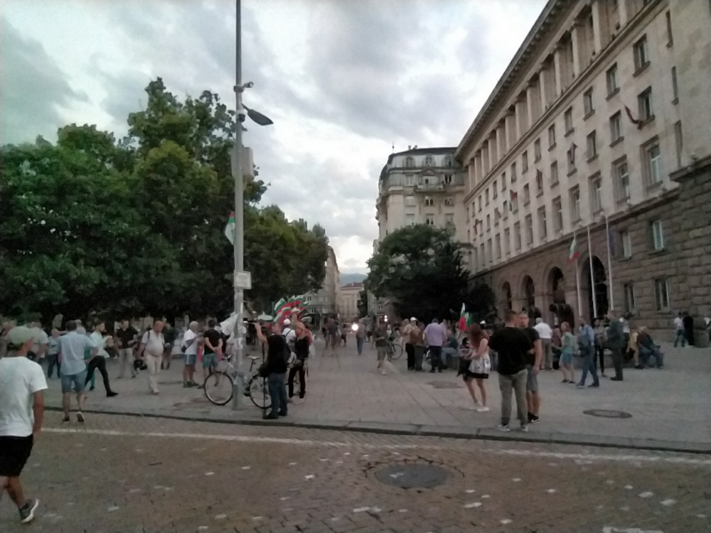 Рехаво присъствие в 61-ия ден на протестите в София СНИМКИ