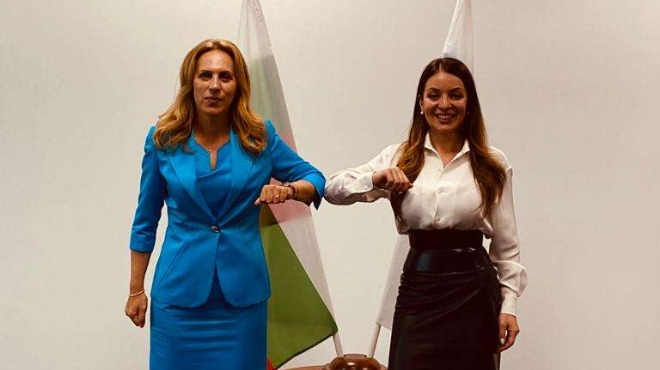 Министър Николова с редица важни стъпки за спасяване на българския туризъм