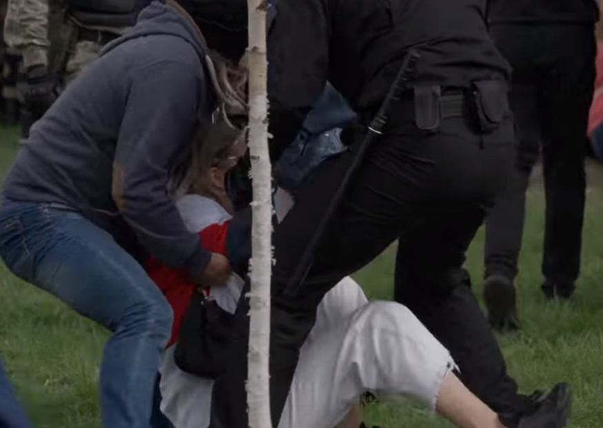 Брутални полицейски акции на днешния протест в Минск ВИДЕО 18+