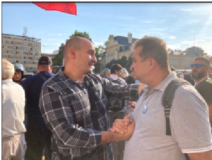 Демокрация и свобода на словото! Журналисти се прегръщат с мафията