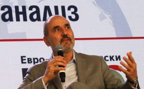 Анализатори попариха политическите амбиции на Цветанов и протестиращите 