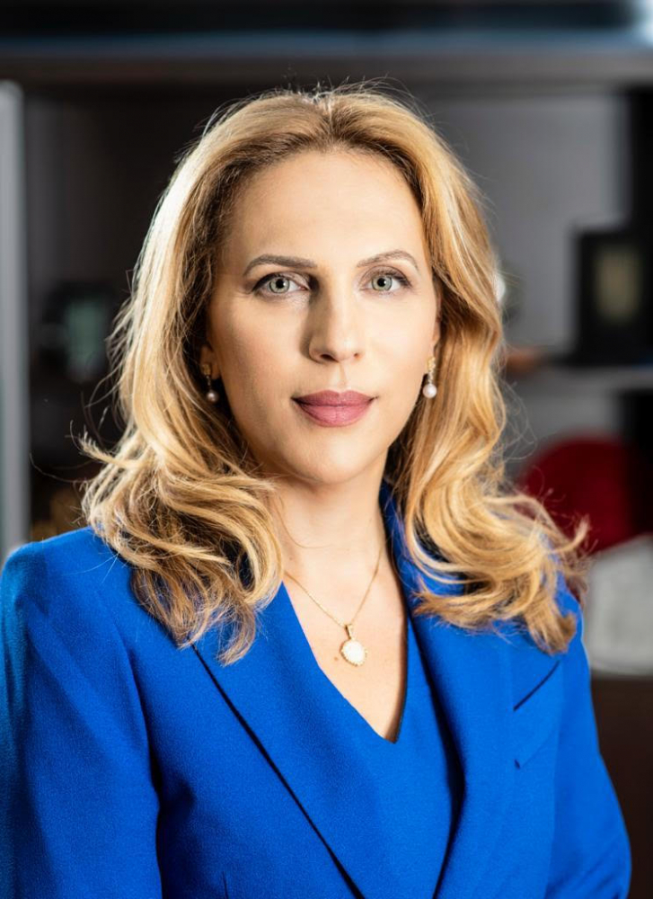 Вицепремиерът Мариана Николова чества рожден ден