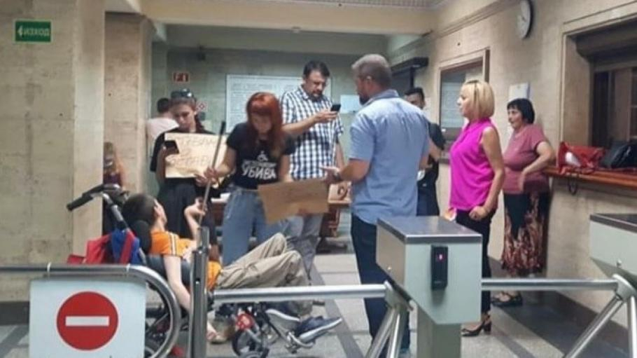 ГЕРБ и Патриотите за блокадата на парламента: Гнусна пиар акция на Мая Манолова
