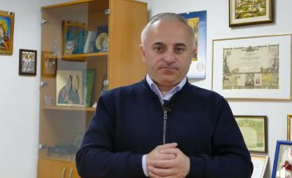 Кметът на Сандански се премени в народна носия и... СНИМКА