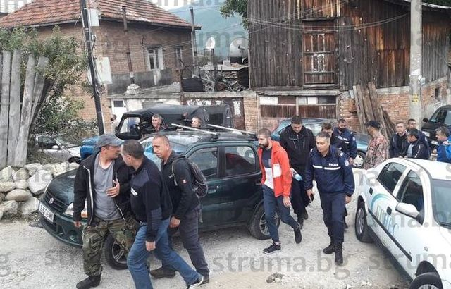 Първи версии за мистериозното изчезване на 2-г. Мехмед, майка му... СНИМКИ