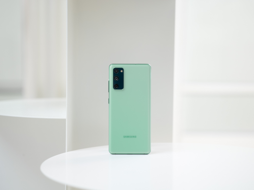 VIVACOM започва да приема предварителни поръчки за първия досега Samsung Galaxy S20 FE
