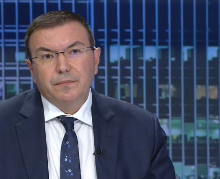 Здравният министър разкри ще се въвеждат ли нови извънредни мерки заради коронакризата 