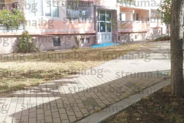 Преди да сложи край на живота си, младият Кристиян от Дупница... 