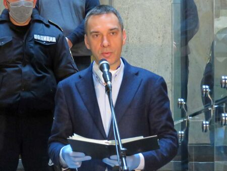 Извънредни мерки в Бургас заради скока на заразените с К-19 