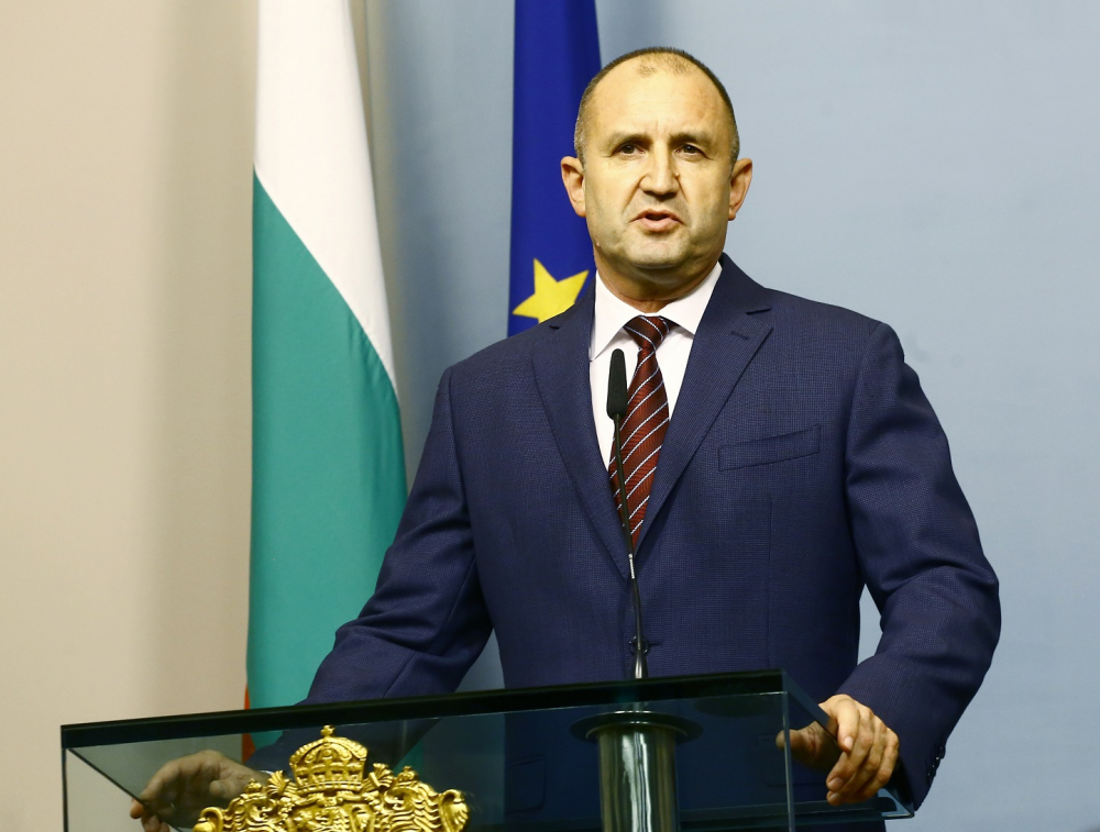 Румен Радев се отчита