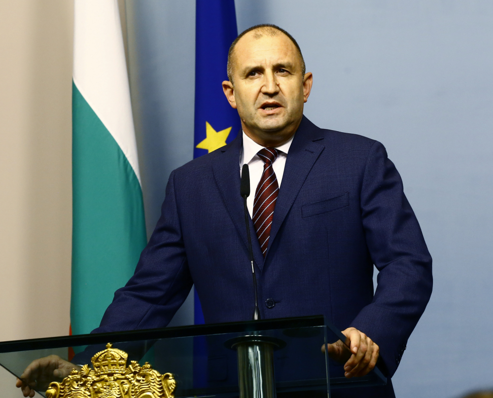 Секретар на Радев напусна администрацията му 
