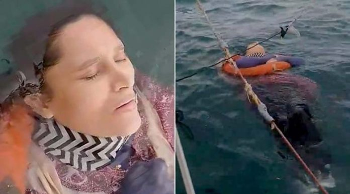 Жена, изчезнала преди 2 години, бе открита жива в океана ВИДЕО