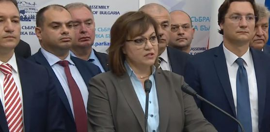 Нинова с първи тежки думи и шут за отцепниците! 