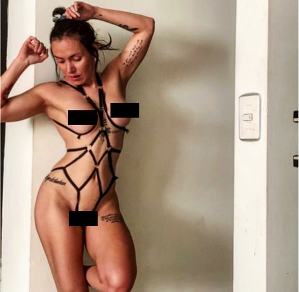Скандал! Съдийка съди строго бандюгите, но се разголва безсрамно в мрежата СНИМКИ 18+