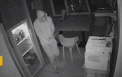 Невиждан обир на заведение и студио за минути в София ВИДЕО