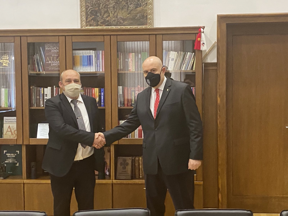 Главният прокурор Иван Гешев връчи акта за встъпване в длъжност на апелативния прокурор на Бургас  