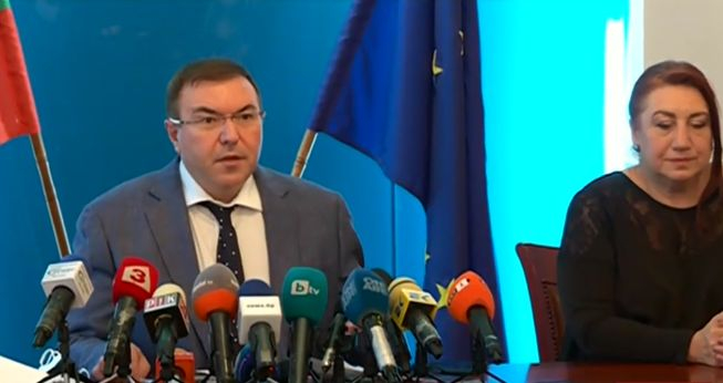 Министър Ангелов с важна новина за К-19 и мерките, засягаща цяла България ВИДЕО