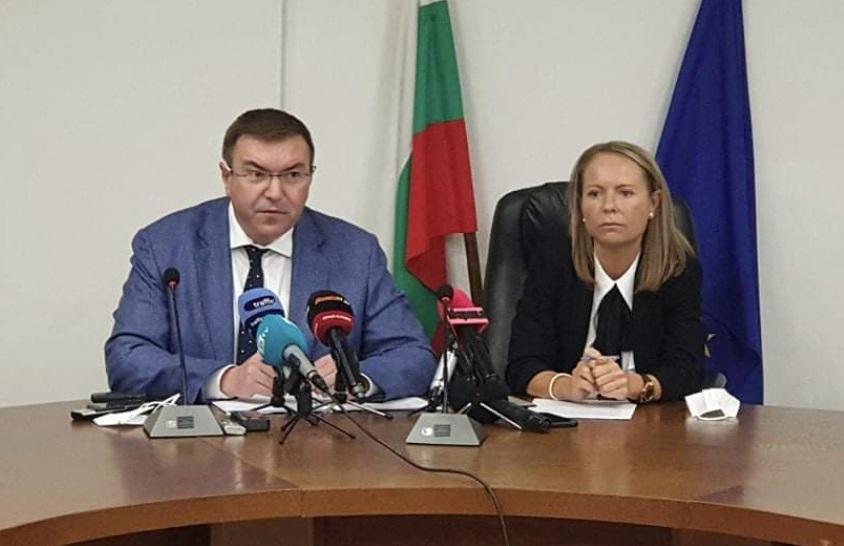 Здравният министър изживя неприятен инцидент в Пловдив ВИДЕО