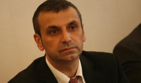 Скандал! Калпакчиев оправда столичния зъболекар д-р Павлов за смъртта на дете