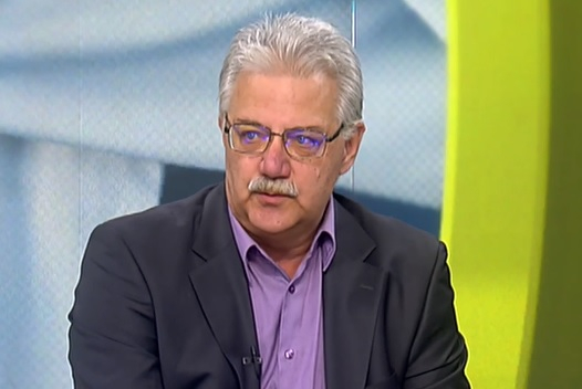 Лекар: Броят на направленията за PCR тест не бива да се ограничава