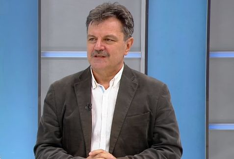 Д-р Симидчиев обясни как ситуацията с много заразени може да се обърне много бързо 