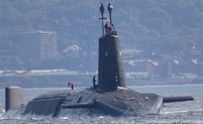  Скандално: Моряци от ядрена подводница са се заразили с К-19 в стриптийз клубове
