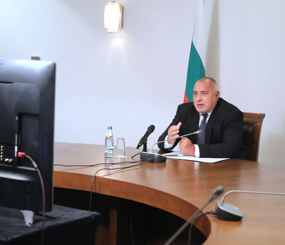 Борисов не се спира, по тъмна доба проведе видео разговор с... СНИМКИ