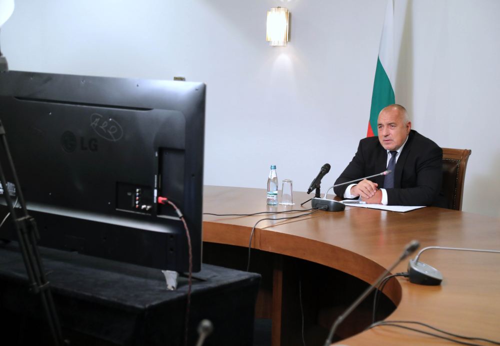 Борисов не се спира, по тъмна доба проведе видео разговор с... СНИМКИ