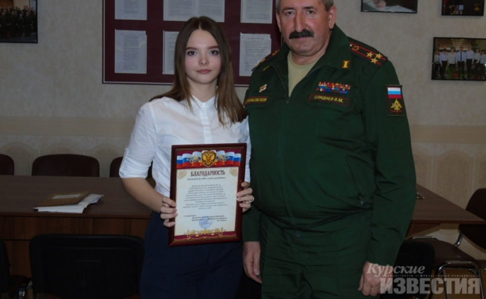 17-годишна красавица прецака жестоко десетки мераклии