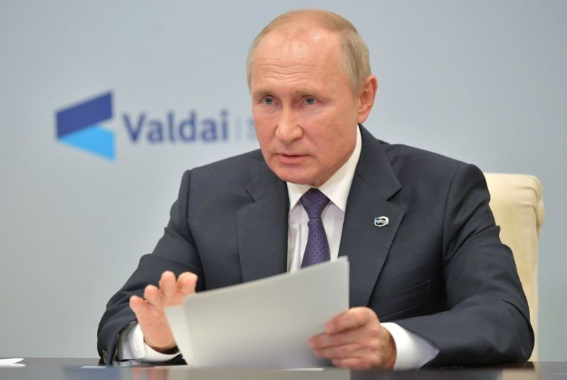 Путин твърди, че е помогнал Навални да се лекува в Германия