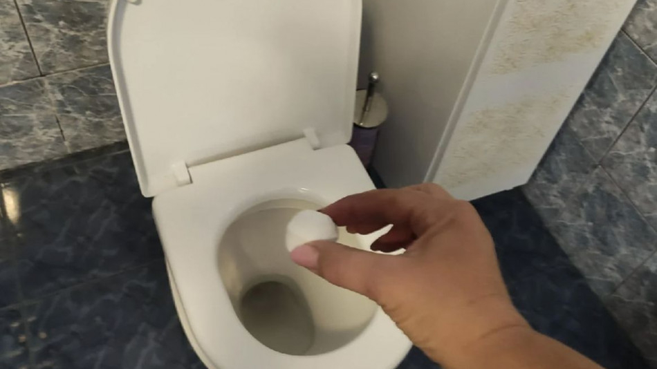 Тоалетната винаги ще блести от чистота благодарение на тези супер бомбички