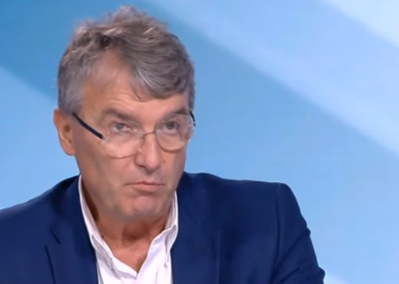 Акад. Лъчезар Трайков каза как К-19 унищожава тялото орган по орган 