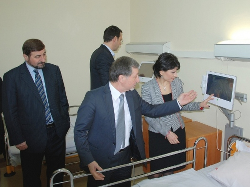 Извънредни новини за едно от светилата в медицината от Бургас, атакувано от К-19