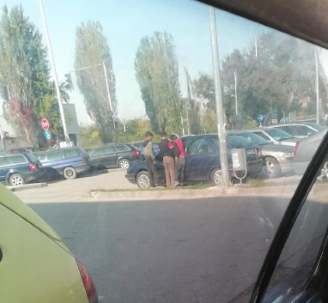 Плевенчанка зове: Затваряйте прозорците, циганета яко крадат 