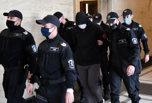 Извънредно: Съдът реши съдбата на убиеца на Милен Цветков, той наглее