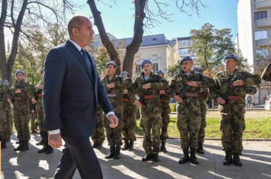 К-19 запали поделение след посещение на Радев, брат на заразен скандално разкри какво заръчал президентът
