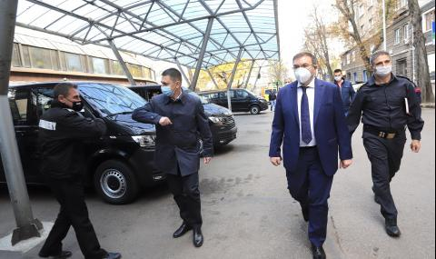 Започват да издават е-направления за PCR тестове до дни
