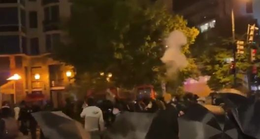 Истински ад в разгара на изборите: Клане пред Белия дом ВИДЕО 