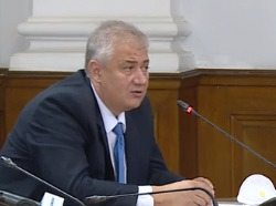 Проф. Балтов с ценен съвет какво да направим веднага при първи симптоми на К-19 НА ЖИВО