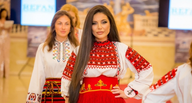Изплуваха шокиращи лични тайни на новата Мисис България Вселена СНИМКИ