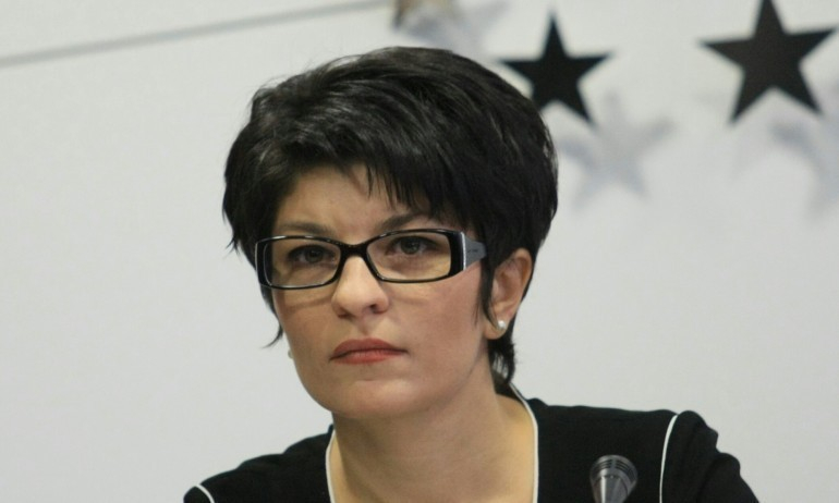Съдът отхвърли жалбата на Нинова срещу Десислава Атанасова и ГЕРБ