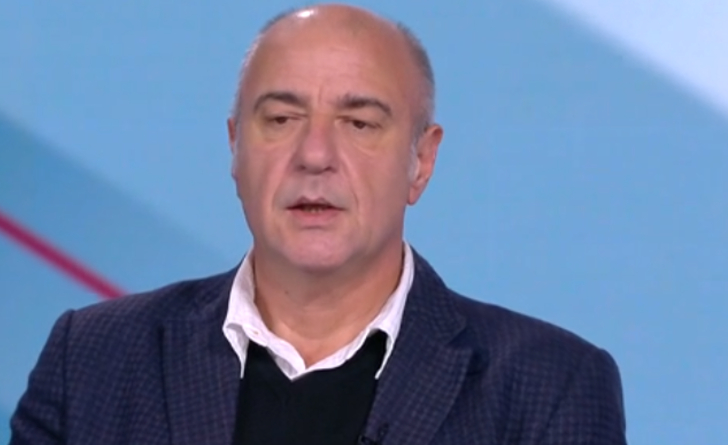 Доц. Киров стресира Цветанка Ризова с тези думи за предаването й и К-19 