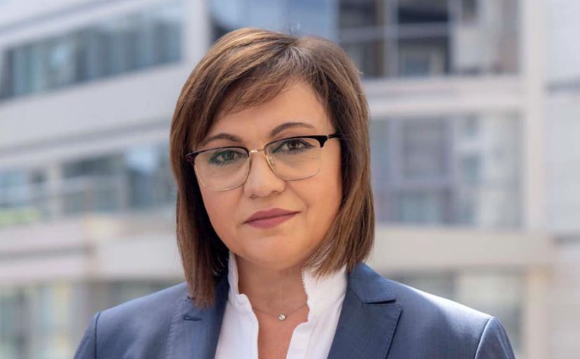 Нинова със силни думи към полицаите навръх празника им