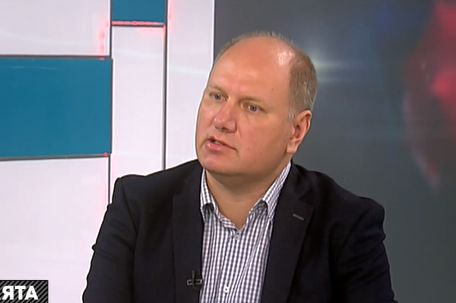 Имунологът доц. Шиваров със сензационна хипотеза за К-19 ВИДЕО