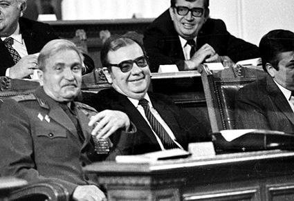 10 ноември 1989 г.: Пленумът, който сложи кръст на Тато във властта
