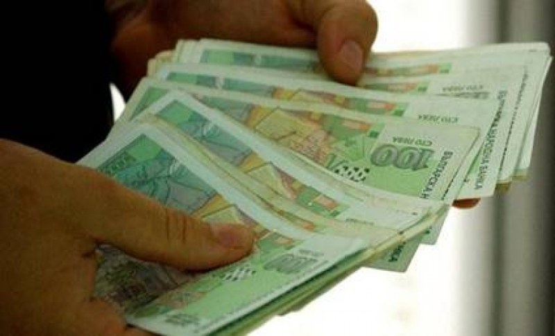 ДАНС удари фирма за бързи кредити 